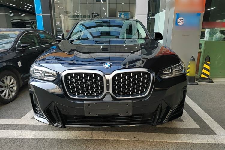 Used BMW X4 2022 xDrive 30i M Sport Package Front