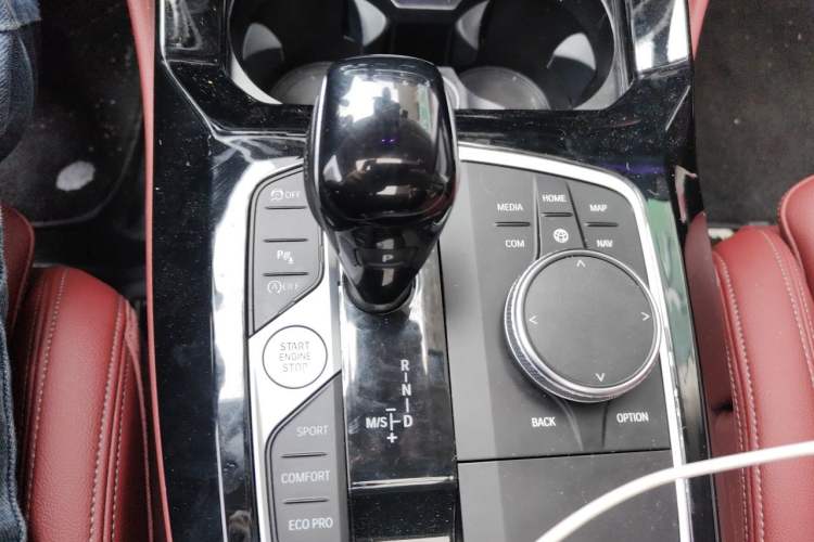Used BMW X4 2022 xDrive 25i M Sport Package Gear Lever