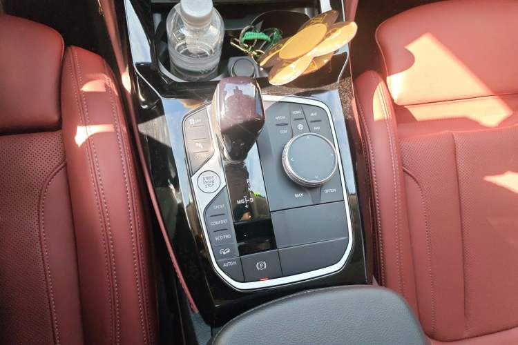 Used BMW X4 2022 xDrive 25i M Sport Package Gear Lever