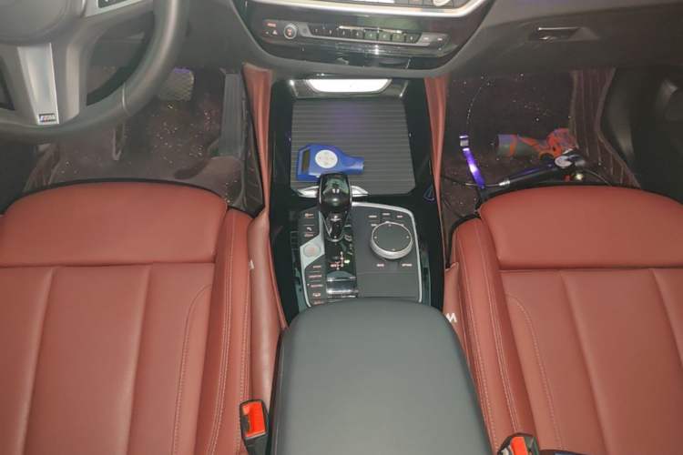 Used BMW X4 2022 xDrive 25i M Sport Package Gear Lever