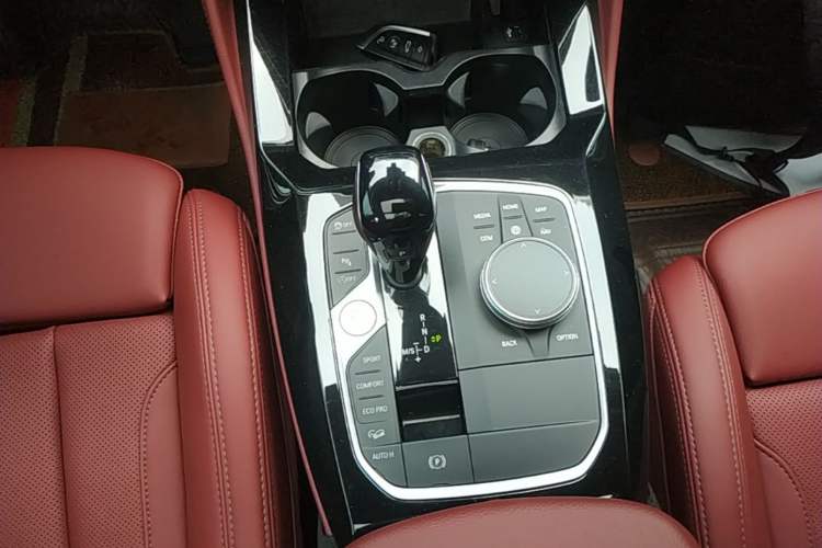 Used BMW X4 2022 xDrive 25i M Sport Package Gear Lever