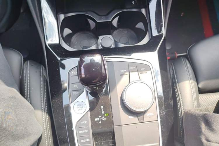 Used BMW X4 2022 xDrive 25i M Sport Package Gear Lever