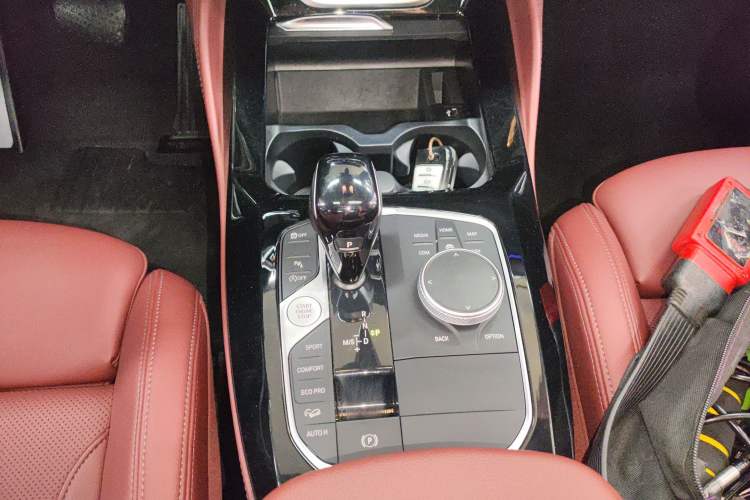 Used BMW X4 2022 xDrive 25i M Sport Package Gear Lever