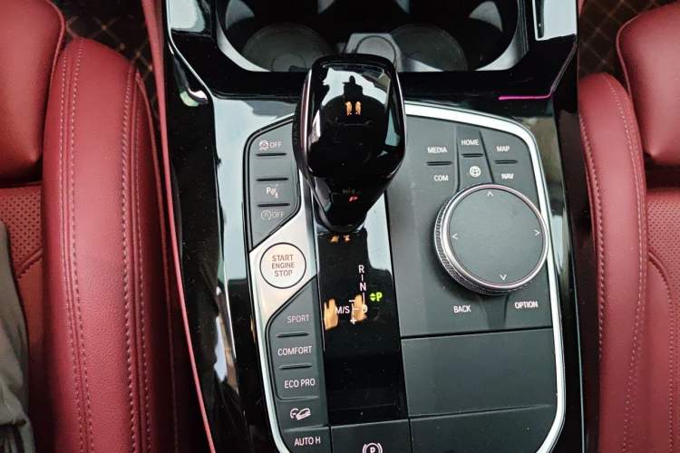 Used BMW X4 2022 xDrive 25i M Sport Package Gear Lever