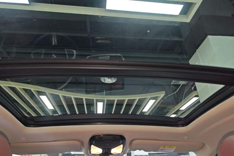 Used BMW X4 2022 xDrive 25i M Sport Package Headliner