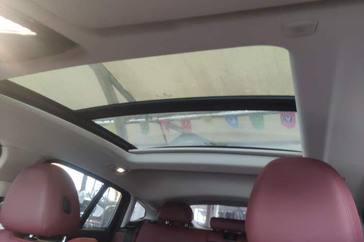 Used BMW X4 2022 xDrive 30i M Sport Package Headliner