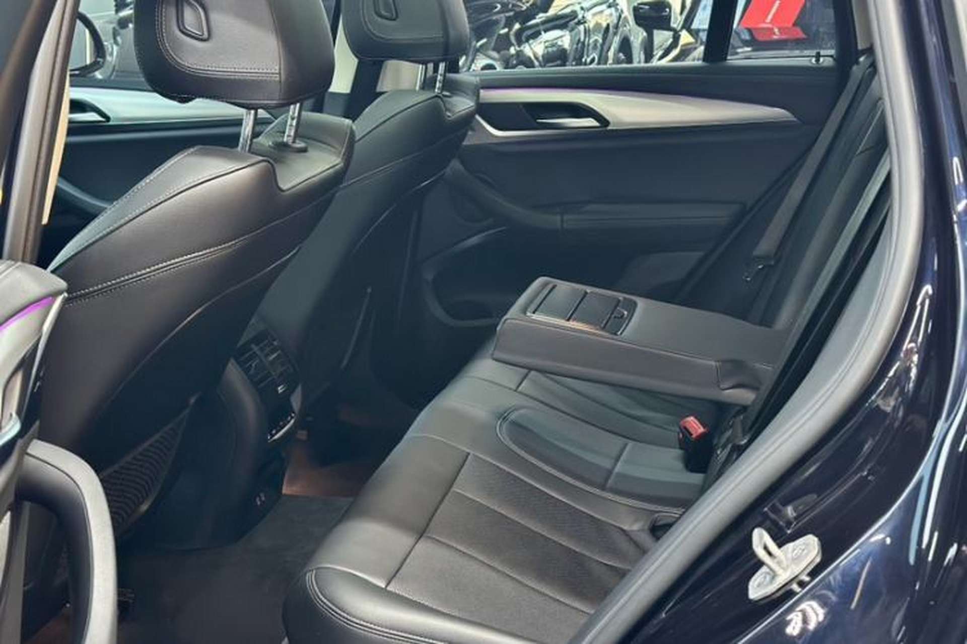 Used BMW X4 2022 xDrive 25i M Sport Package Interior 1