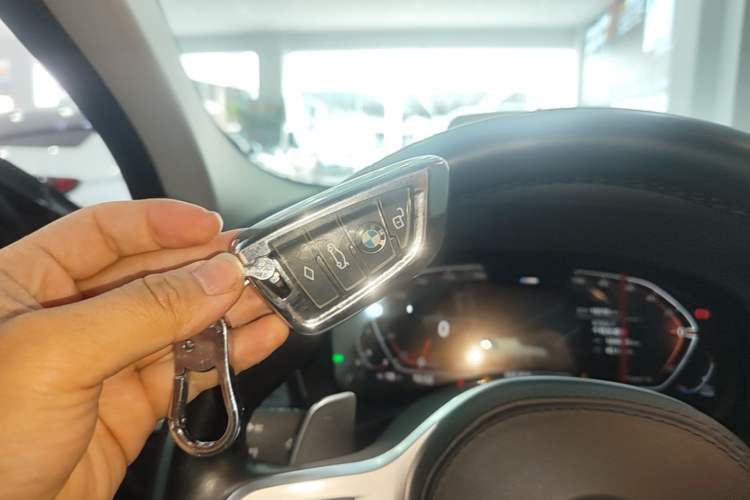 Used BMW X4 2022 xDrive 25i M Sport Package Interior 1