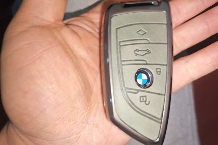 Used BMW X4 2022 M40i Interior 1