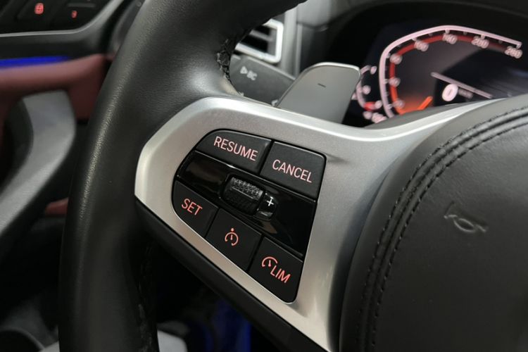 Used BMW X4 2022 xDrive 30i M Sport Package Interior 1