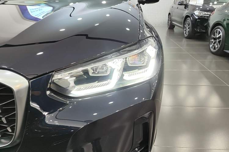 Used BMW X4 2022 xDrive 25i M Sport Package Left Front Headlight