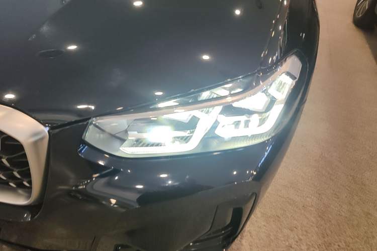 Used BMW X4 2022 xDrive 25i M Sport Package Left Front Headlight