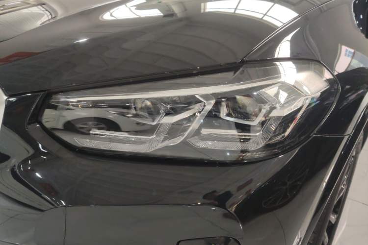 Used BMW X4 2022 xDrive 30i M Sport Package Left Front Headlight