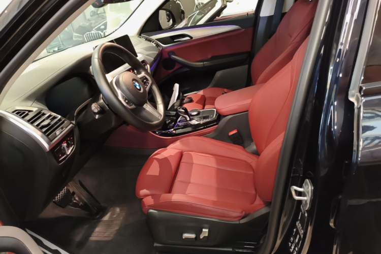 Used BMW X4 2022 xDrive 25i M Sport Package Left Front Seat