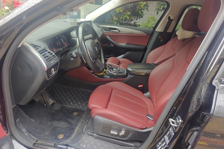 Used BMW X4 2022 xDrive 25i M Sport Package Left Front Seat