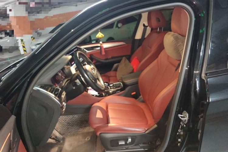 Used BMW X4 2022 xDrive 30i M Sport Package Left Front Seat