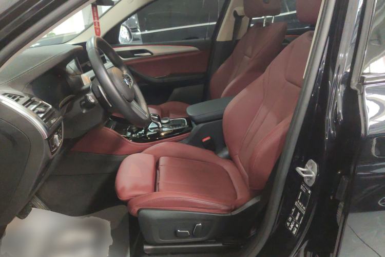 Used BMW X4 2022 xDrive 30i M Sport Package Left Front Seat