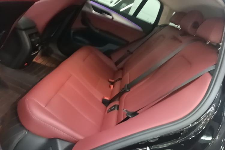 Used BMW X4 2022 xDrive 25i M Sport Package Left Rear Seat