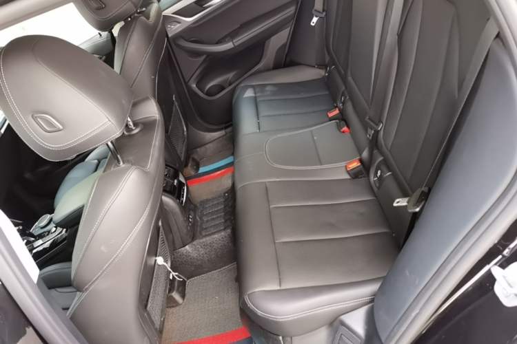 Used BMW X4 2022 xDrive 25i M Sport Package Left Rear Seat