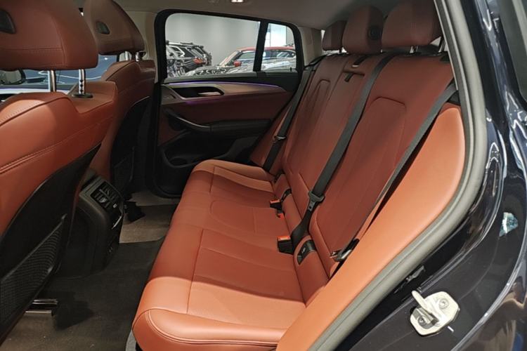 Used BMW X4 2022 xDrive 25i M Sport Package Left Rear Seat