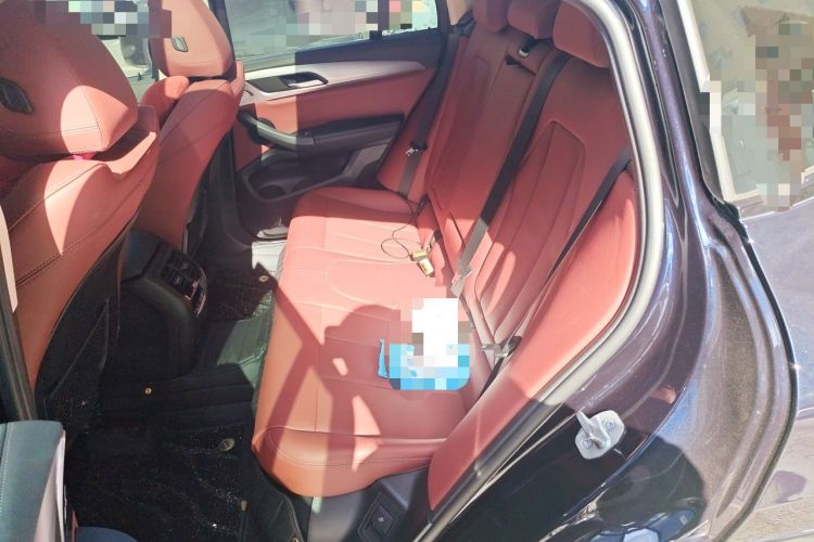 Used BMW X4 2022 xDrive 25i M Sport Package Left Rear Seat