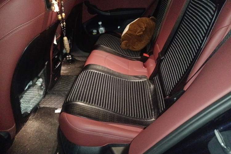 Used BMW X4 2022 xDrive 30i M Sport Package Left Rear Seat
