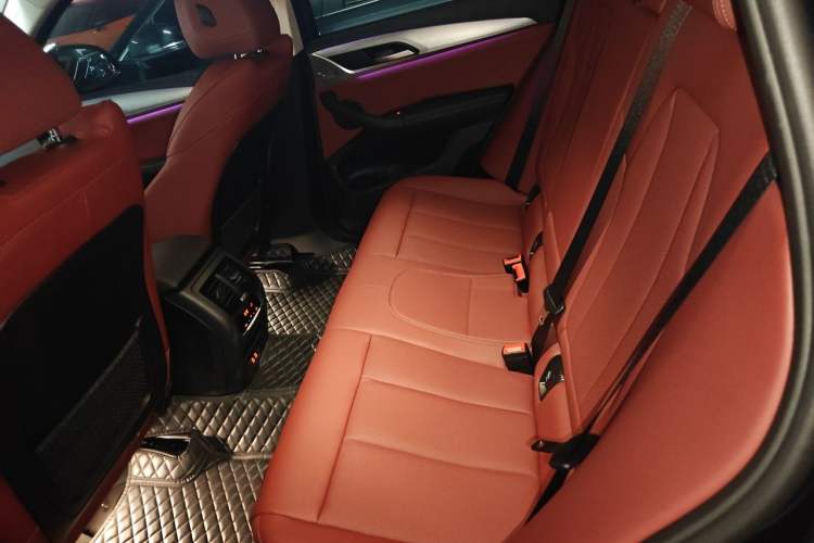 Used BMW X4 2022 xDrive 25i M Sport Package Left Rear Seat