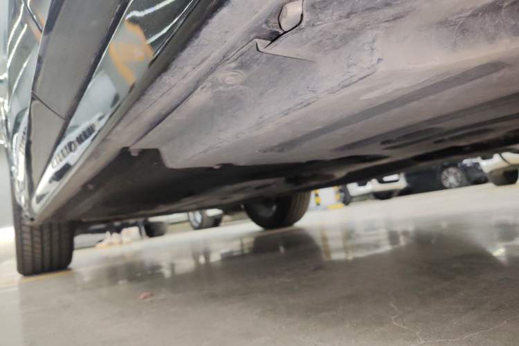 Used BMW X4 2022 xDrive 30i M Sport Package Left Side Sill