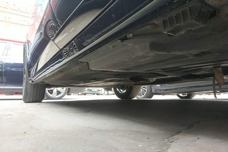 Used BMW X4 2022 xDrive 25i M Sport Package Left Side Sill