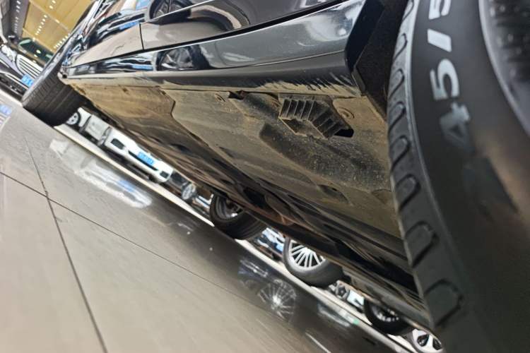 Used BMW X4 2022 xDrive 25i M Sport Package Left Side Sill