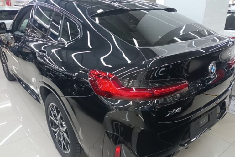 Used BMW X4 2022 xDrive 25i M Sport Package Rear Left 45 Deg
