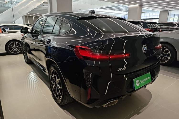 Used BMW X4 2022 xDrive 25i M Sport Package Rear Left 45 Deg
