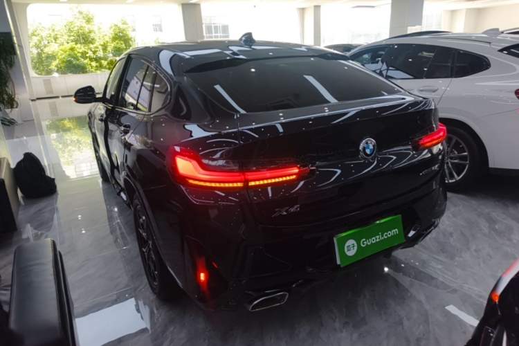 Used BMW X4 2022 xDrive 25i M Sport Package Rear Left 45 Deg