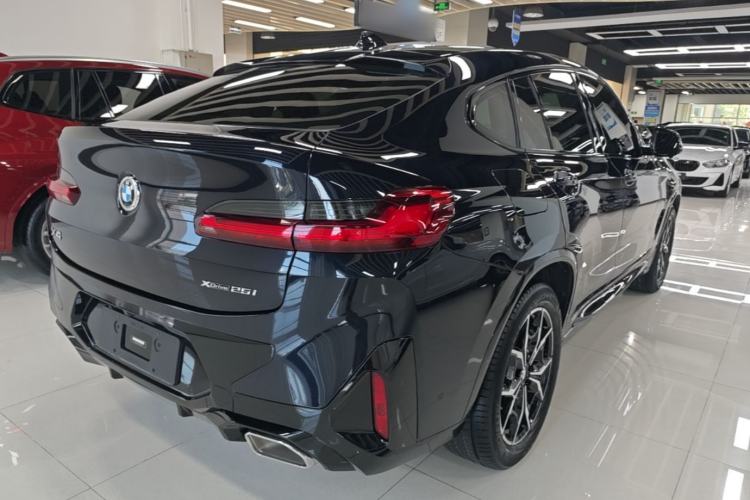 Used BMW X4 2022 xDrive 25i M Sport Package Rear Right 45 Deg