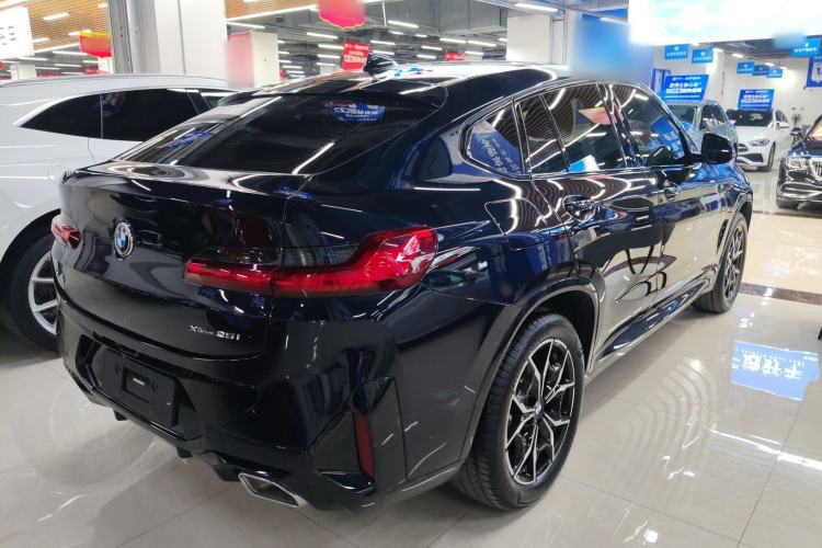 Used BMW X4 2022 xDrive 25i M Sport Package Rear Right 45 Deg