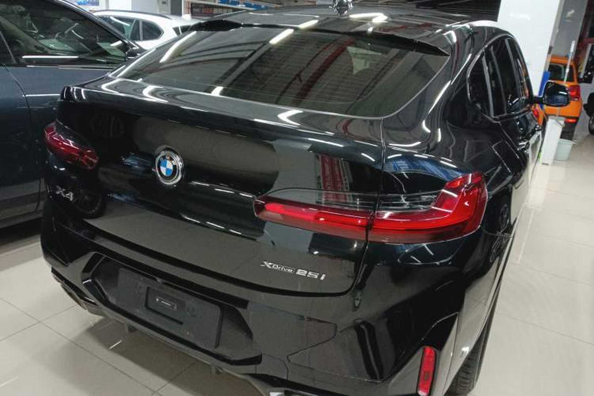 Used BMW X4 2022 xDrive 25i M Sport Package Rear Right 45 Deg
