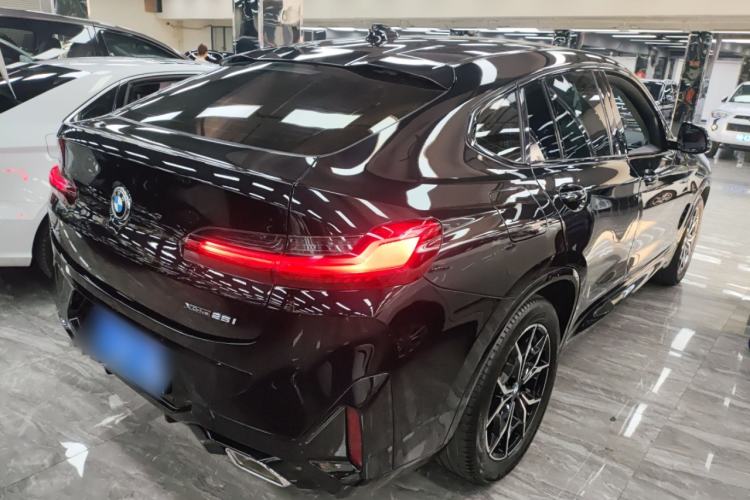 Used BMW X4 2022 xDrive 25i M Sport Package Rear Right 45 Deg
