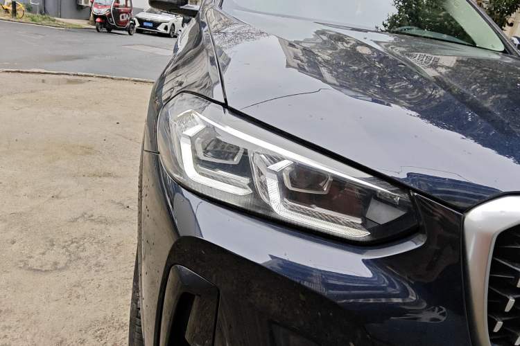 Used BMW X4 2022 xDrive 25i M Sport Package Right Front Headlight