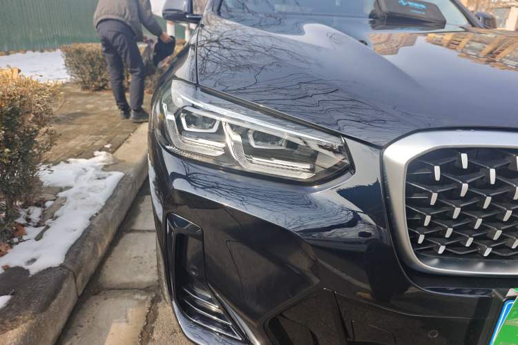 Used BMW X4 2022 xDrive 25i M Sport Package Right Front Headlight