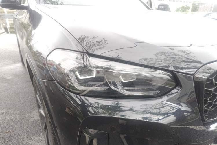 Used BMW X4 2022 Restyled xDrive 30i M Sport Night Edition Package Right Front Headlight