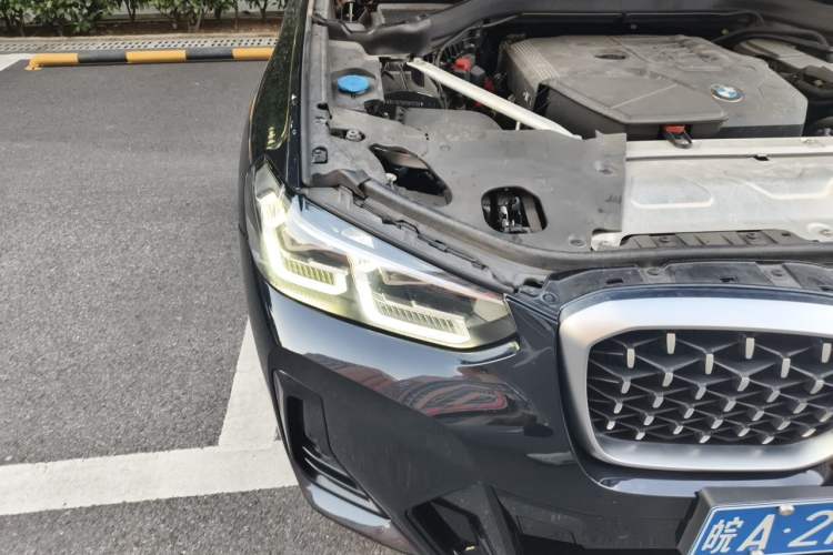 Used BMW X4 2022 xDrive 25i M Sport Package Right Front Headlight