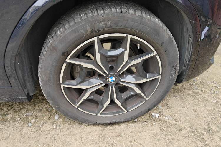Used BMW X4 2022 xDrive 25i M Sport Package Right Front Wheel Hub