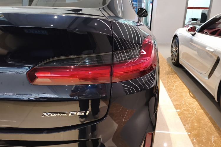 Used BMW X4 2022 xDrive 25i M Sport Package Right Rear Taillight