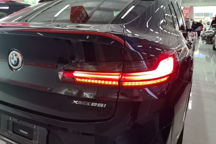 Used BMW X4 2022 xDrive 25i M Sport Package Right Rear Taillight