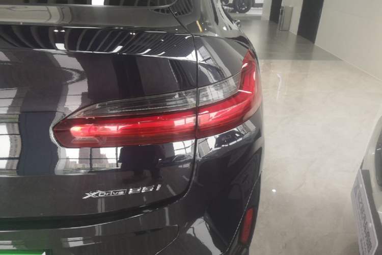 Used BMW X4 2022 xDrive 25i M Sport Package Right Rear Taillight