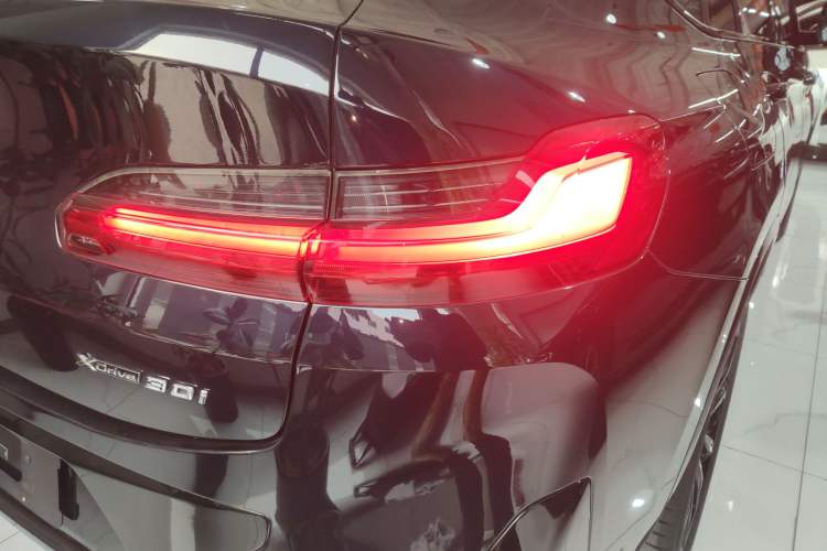 Used BMW X4 2022 xDrive 30i M Sport Package Right Rear Taillight