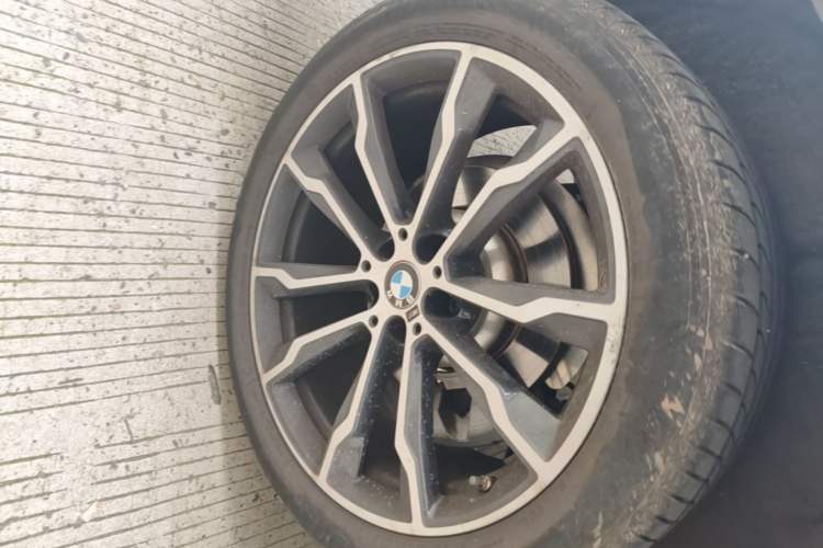 Used BMW X4 2022 xDrive 30i M Sport Package Right Rear Wheel Hub