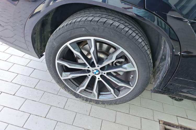 Used BMW X4 2022 xDrive 30i M Sport Package Right Rear Wheel Hub