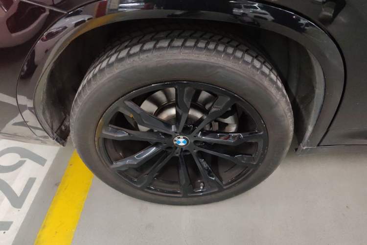 Used BMW X4 2022 xDrive 30i M Sport Package Right Rear Wheel Hub