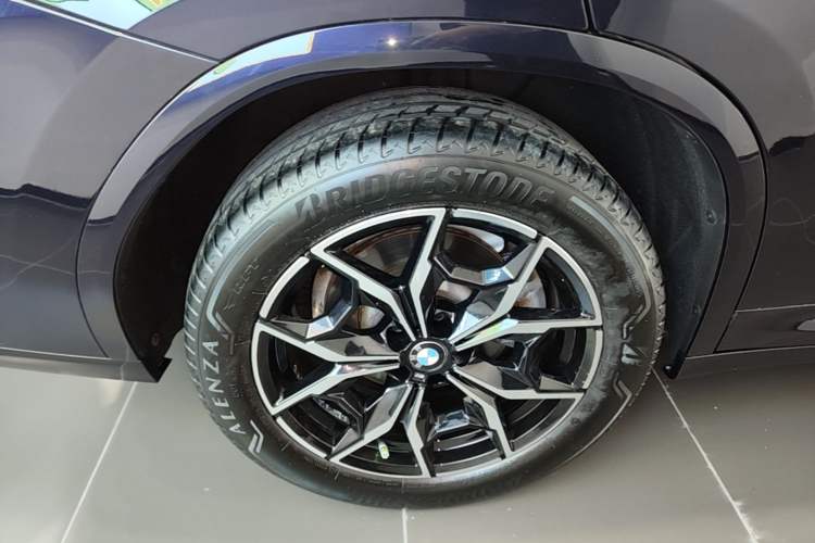 Used BMW X4 2022 xDrive 25i M Sport Package Right Rear Wheel Hub